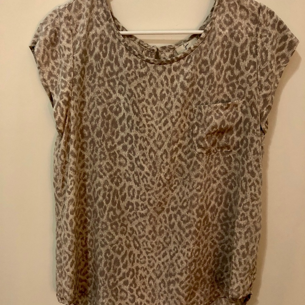 Joie Silk Grey Leopard Print Blouse Size M